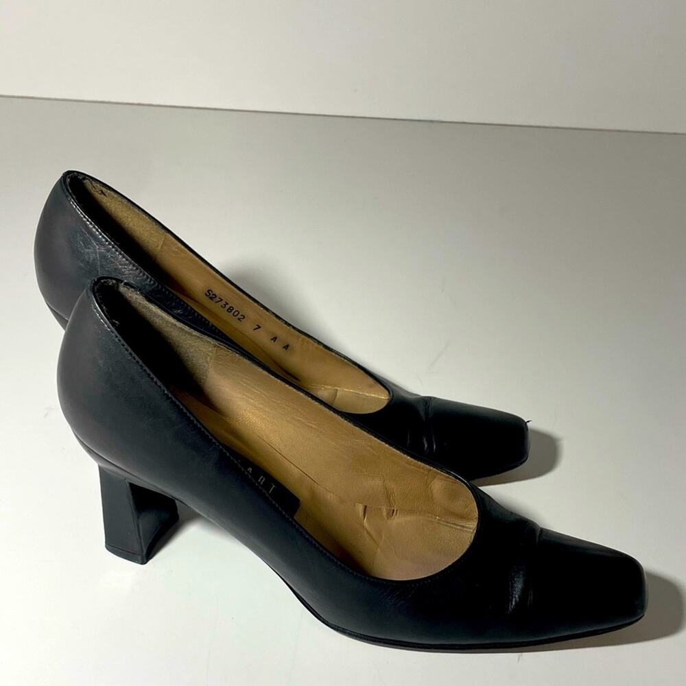 Vintage Stewart Weitzman Black Heels Size 7 AA - Picture 3 of 11